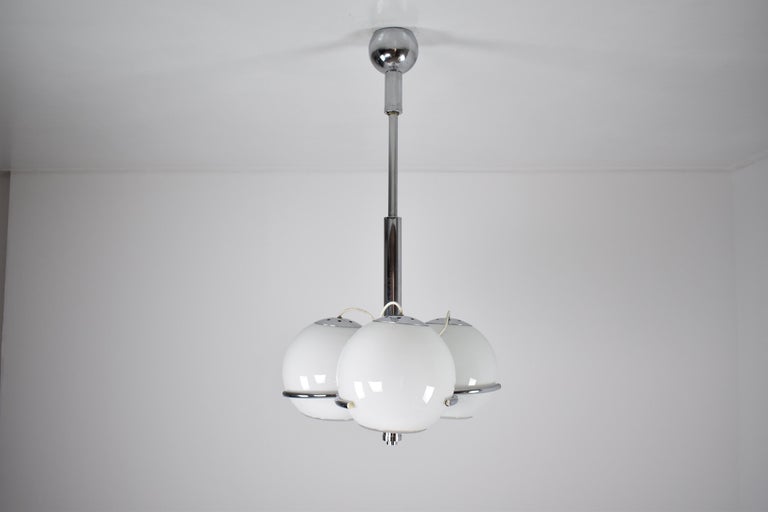 1970's Italian Reggiani Three Globes Adjustable Pendant