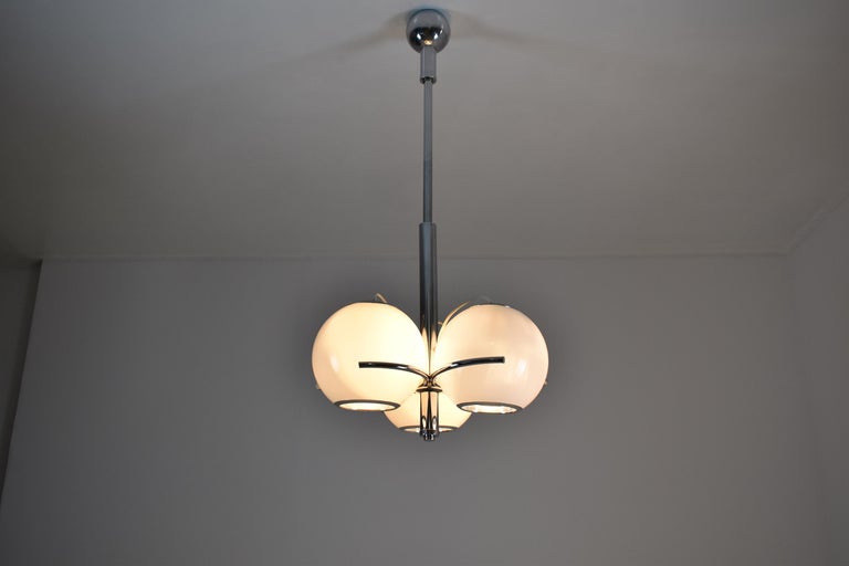 1970's Italian Reggiani Three Globes Adjustable Pendant