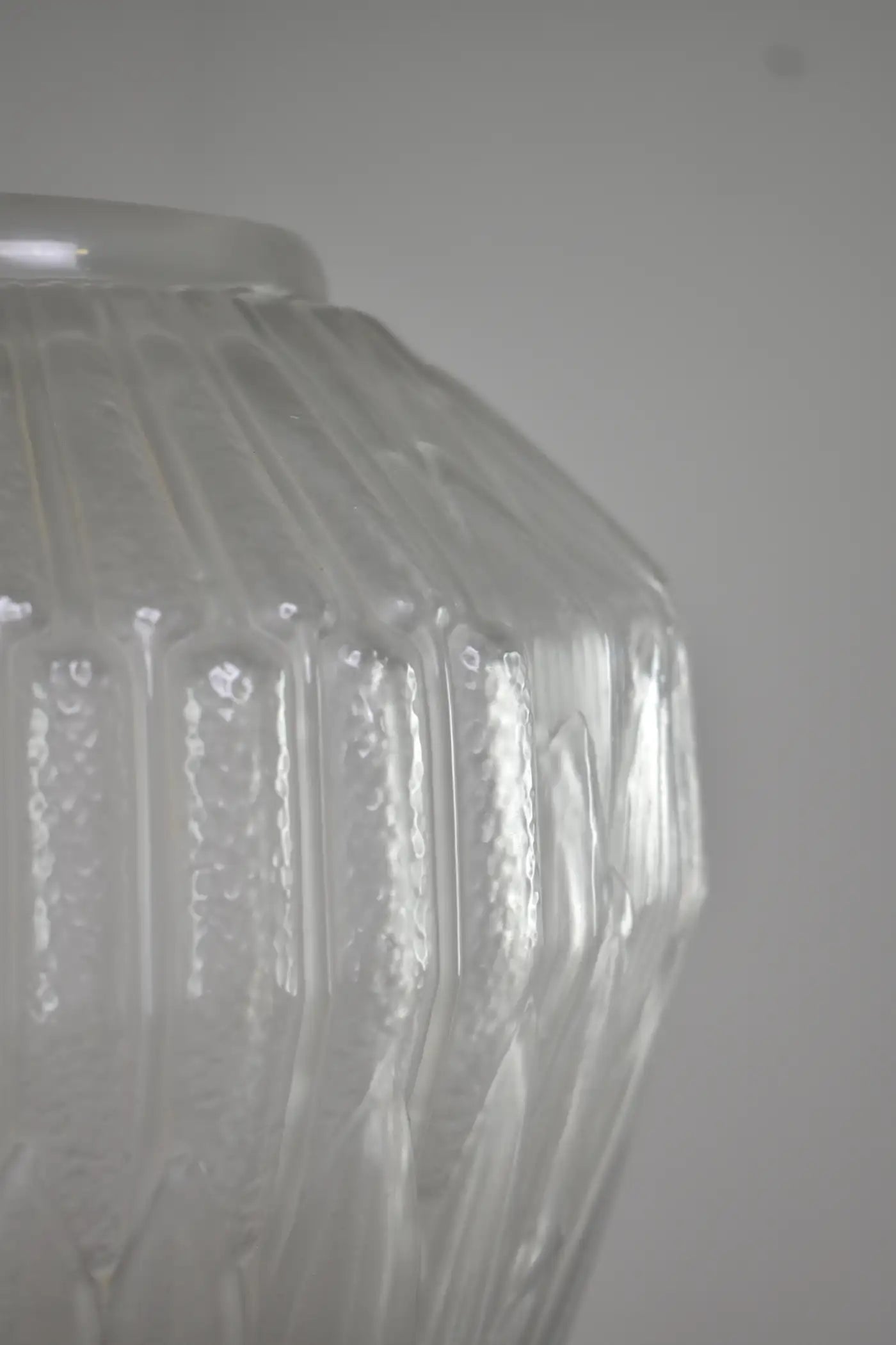 1930s French Art Deco Frosted Glass Vase by André Hunebelle