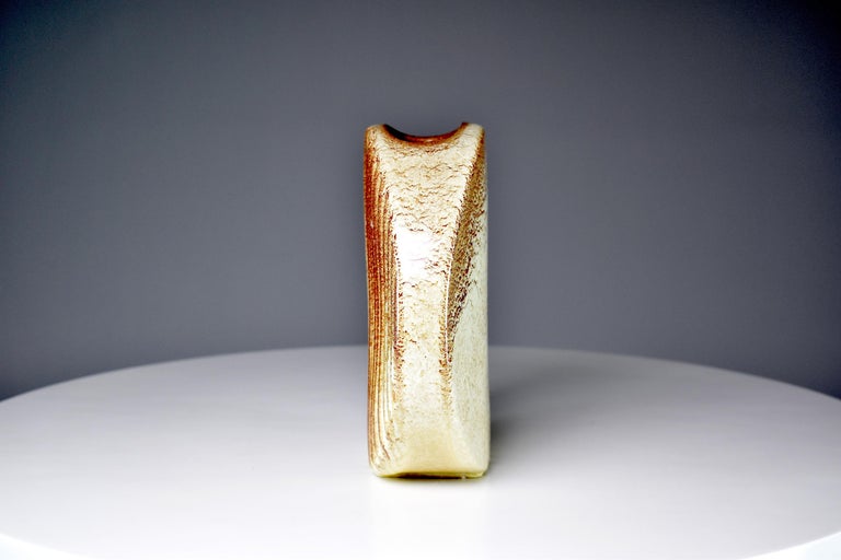 Paire de vases en céramique texturée italienne des années 1970 par Giovanni Bertoncello