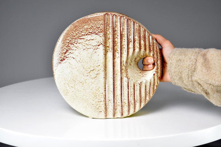 Paire de vases en céramique texturée italienne des années 1970 par Giovanni Bertoncello
