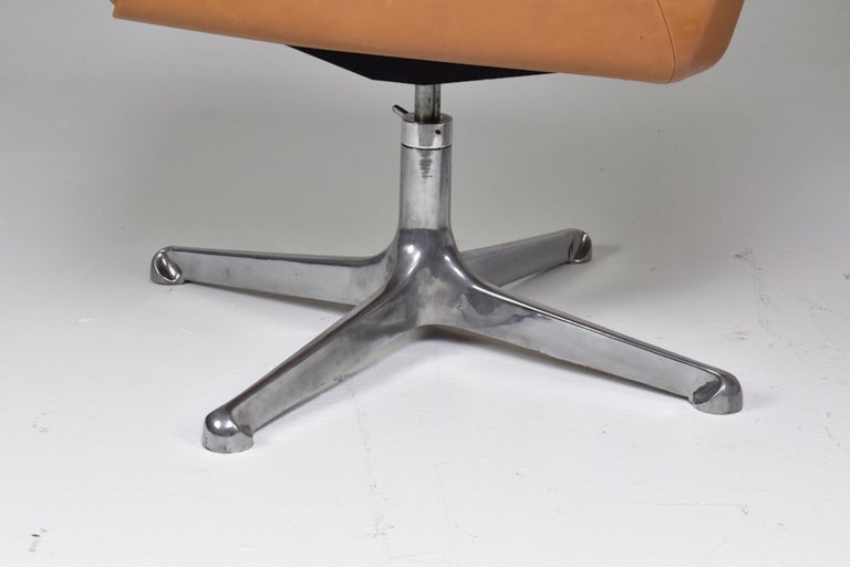 Italian Leather Office Chair Set by Osvaldo Borsani for Tecno Milano, 1960s