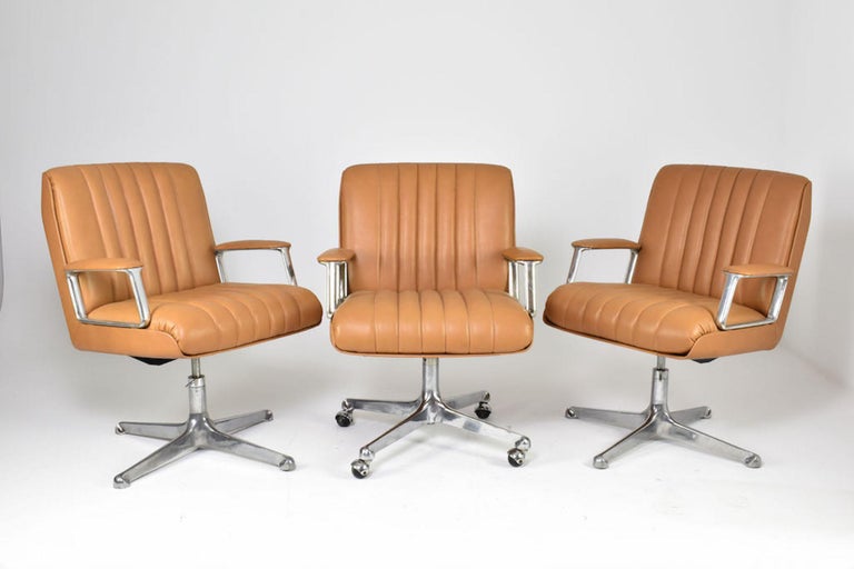 Italian Leather Office Chair Set by Osvaldo Borsani for Tecno Milano, 1960s