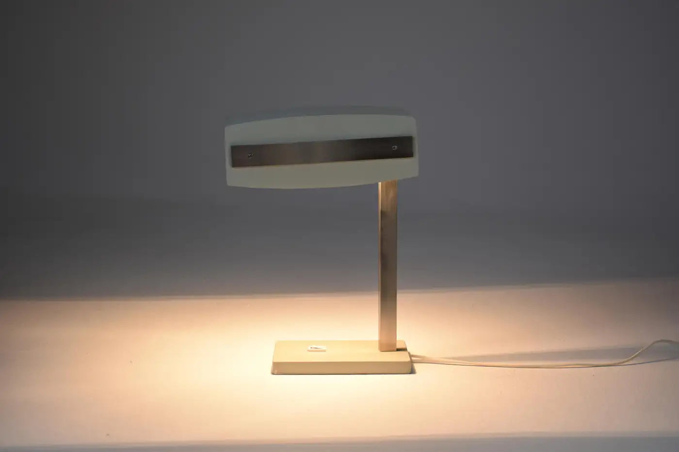 Italian Mid-Century Grey Desk Lamp by Stilnovo, 1970s
