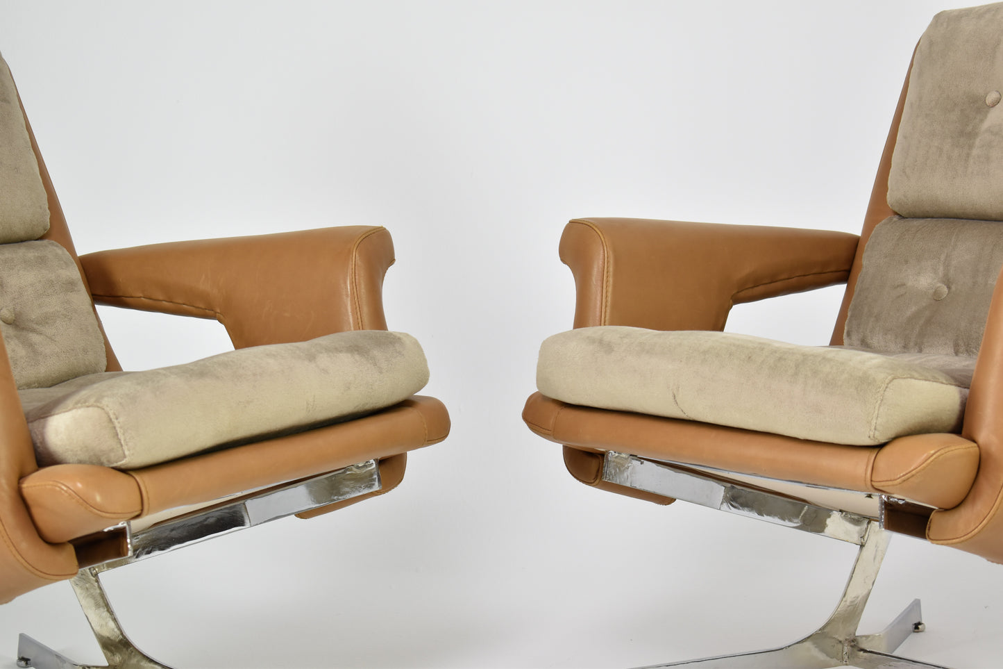 Pair of French Lounge Chairs Attributed to Raphaël Raffel for Apelbaum, 1970s