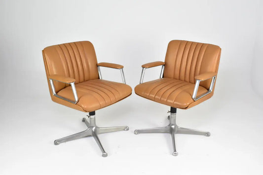 Pair of Italian Leather Office Chairs by Osvaldo Borsani, 1960s