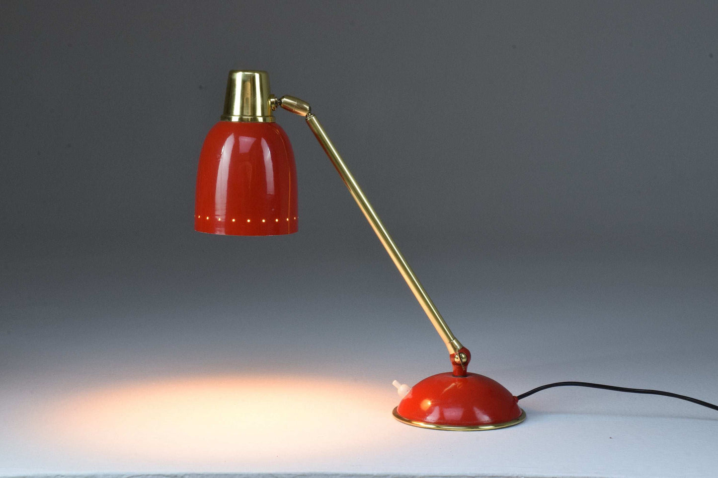 Italian Mid-Century Table Lamp Attributed to Stilnovo, 1950's - Spirit Gallery