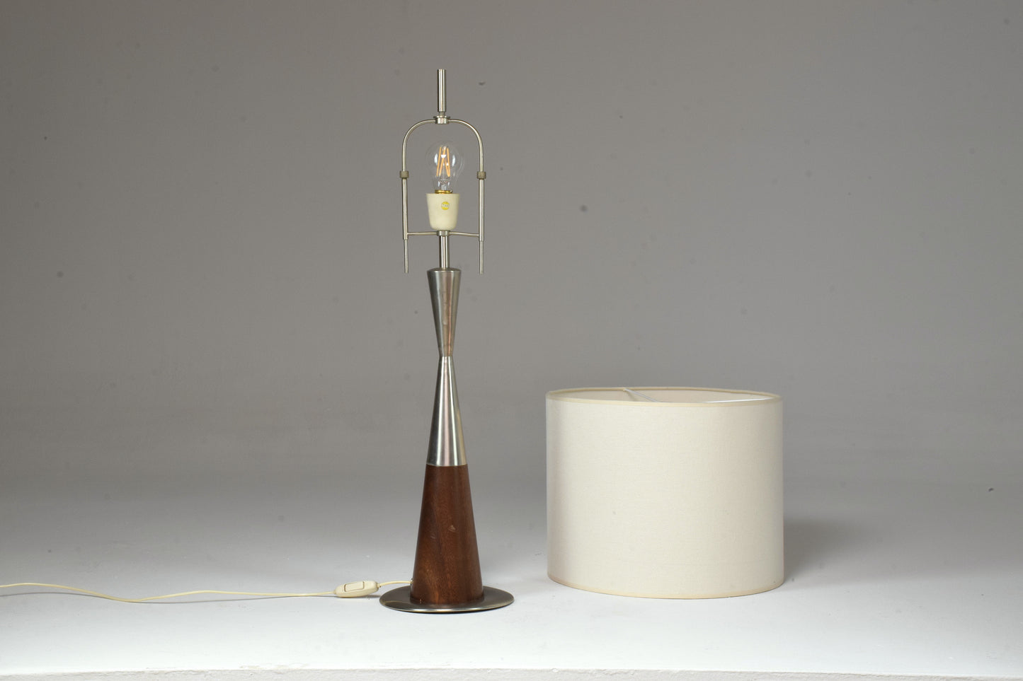 1970's Italian Stilnovo Table Lamp - Spirit Gallery