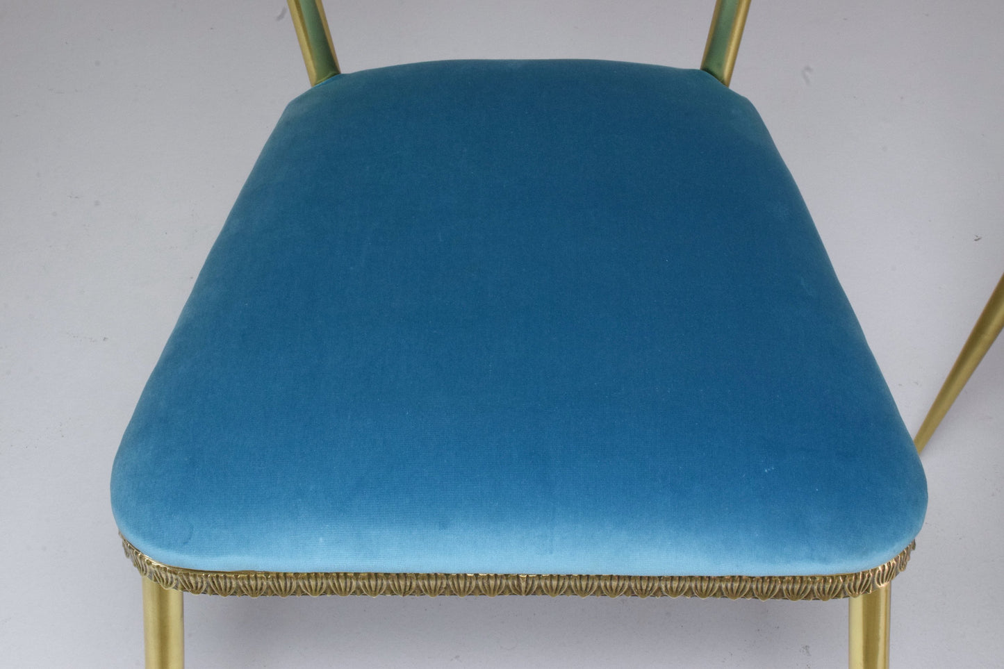 20th Century Pair of Italian Vintage Brass Swan Chairs, 1950s - Spirit Gallery