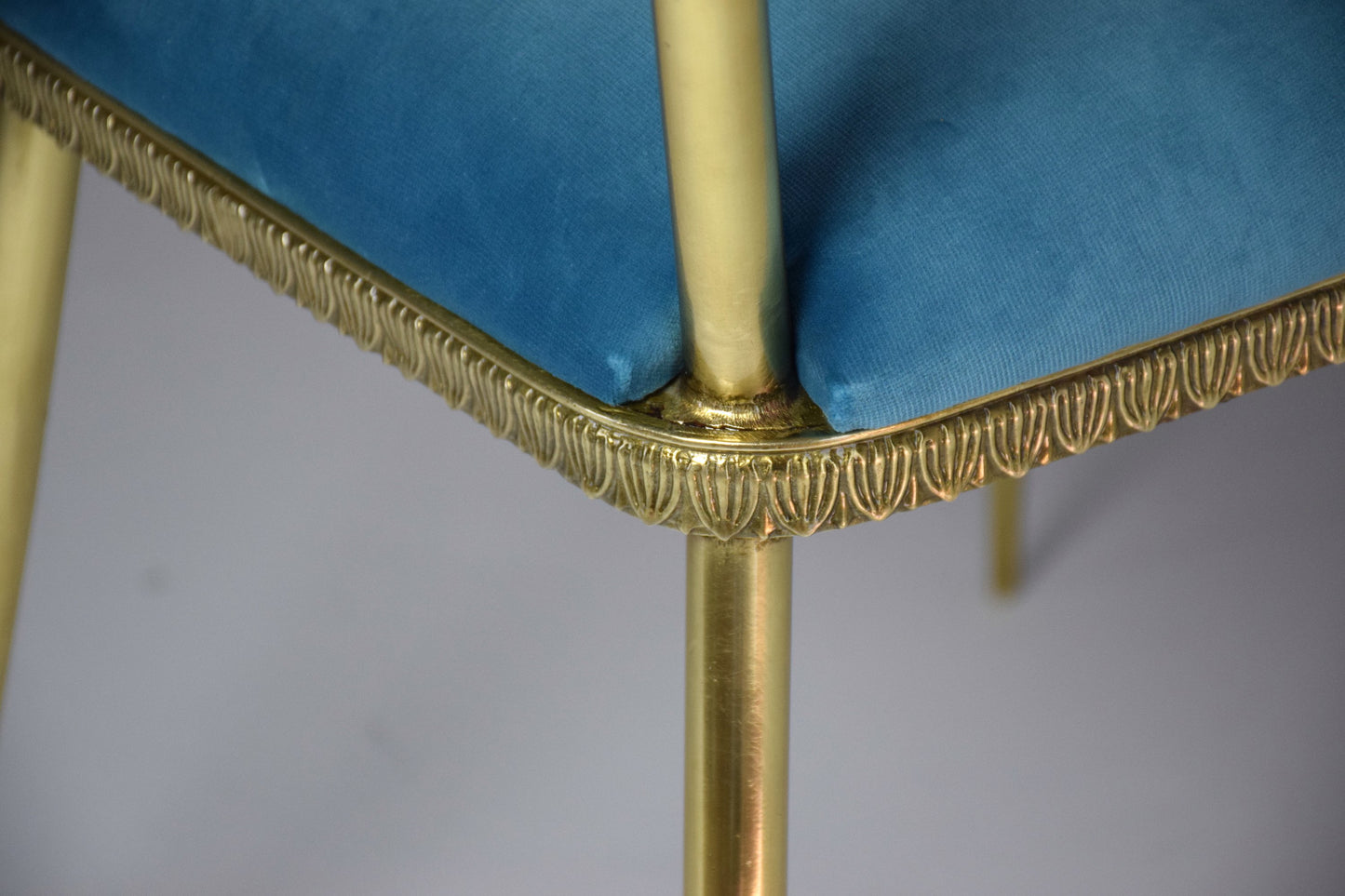 20th Century Pair of Italian Vintage Brass Swan Chairs, 1950s - Spirit Gallery