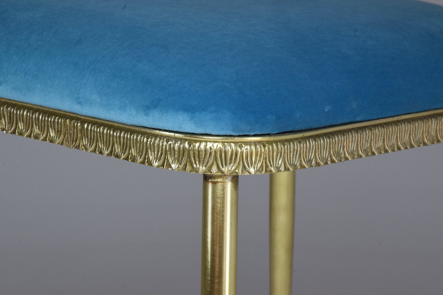 20th Century Pair of Italian Vintage Brass Swan Chairs, 1950s - Spirit Gallery