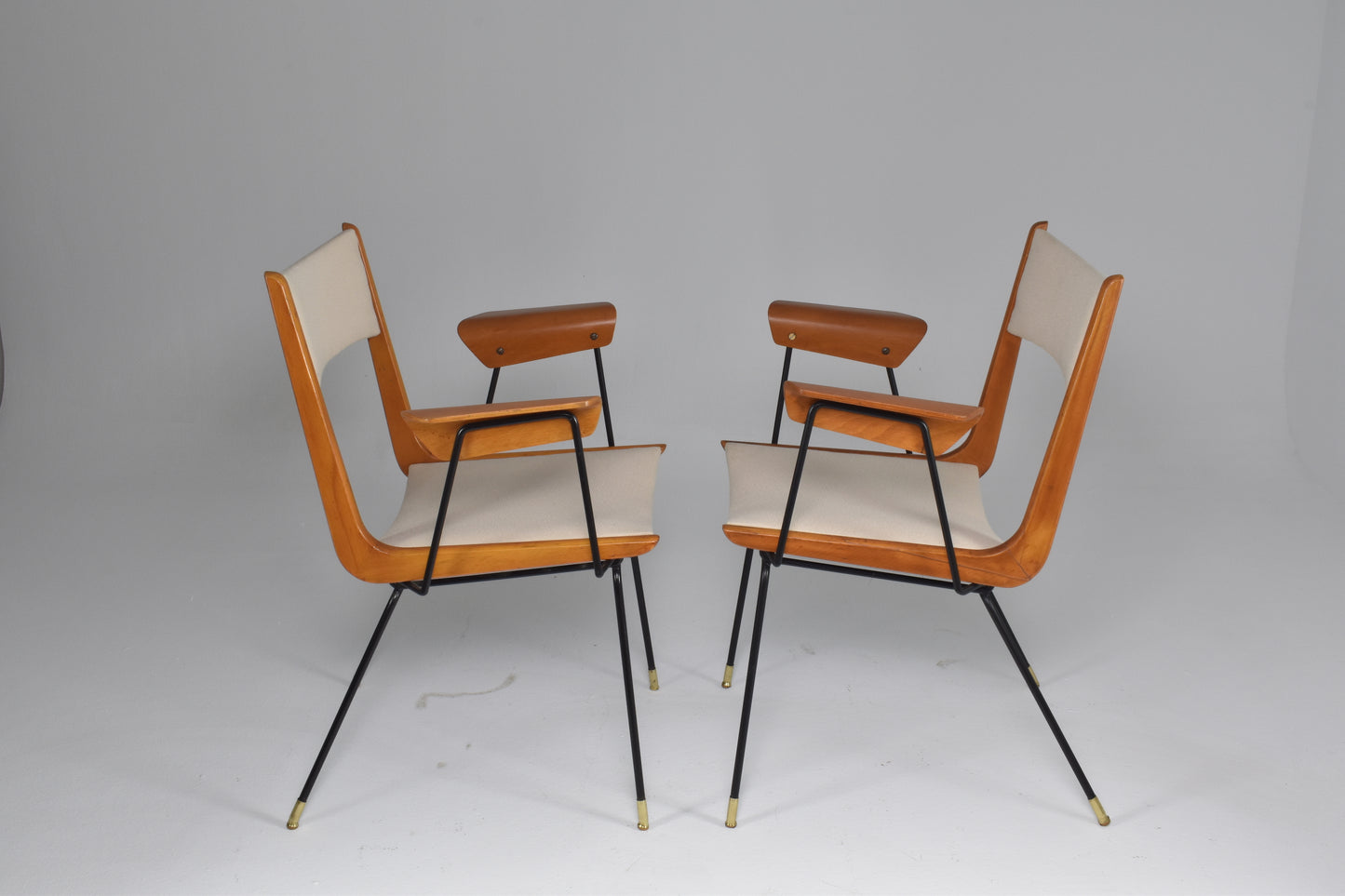 Italian Mid-Century Modern Boomerang Armchairs by Carlo de Carli