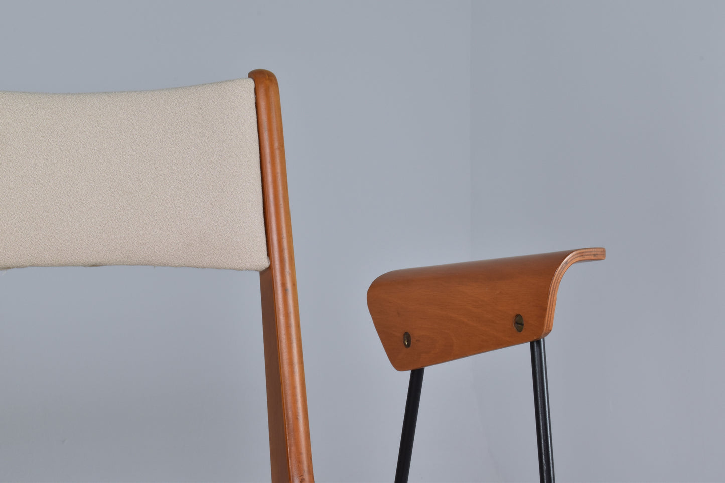 Italian Mid-Century Modern Boomerang Armchairs by Carlo de Carli