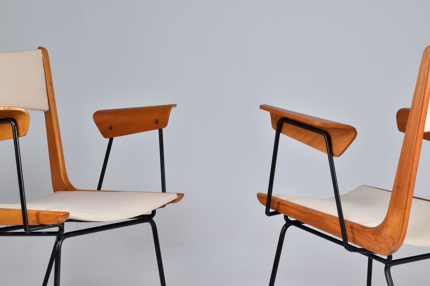 Italian Mid-Century Modern Boomerang Armchairs by Carlo de Carli