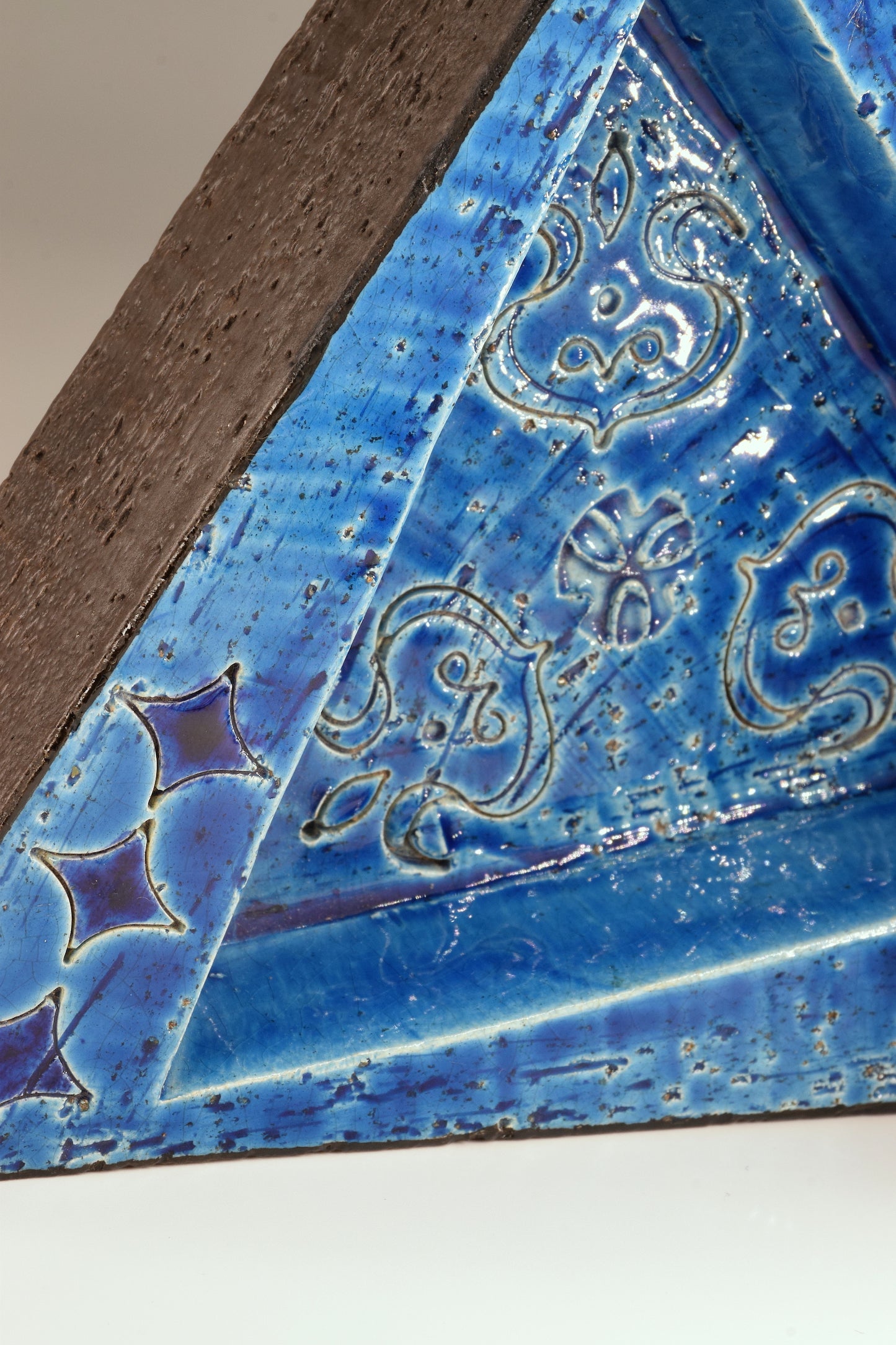 20th Century Italian Ceramic Triangular Ashtray - Spirit Gallery