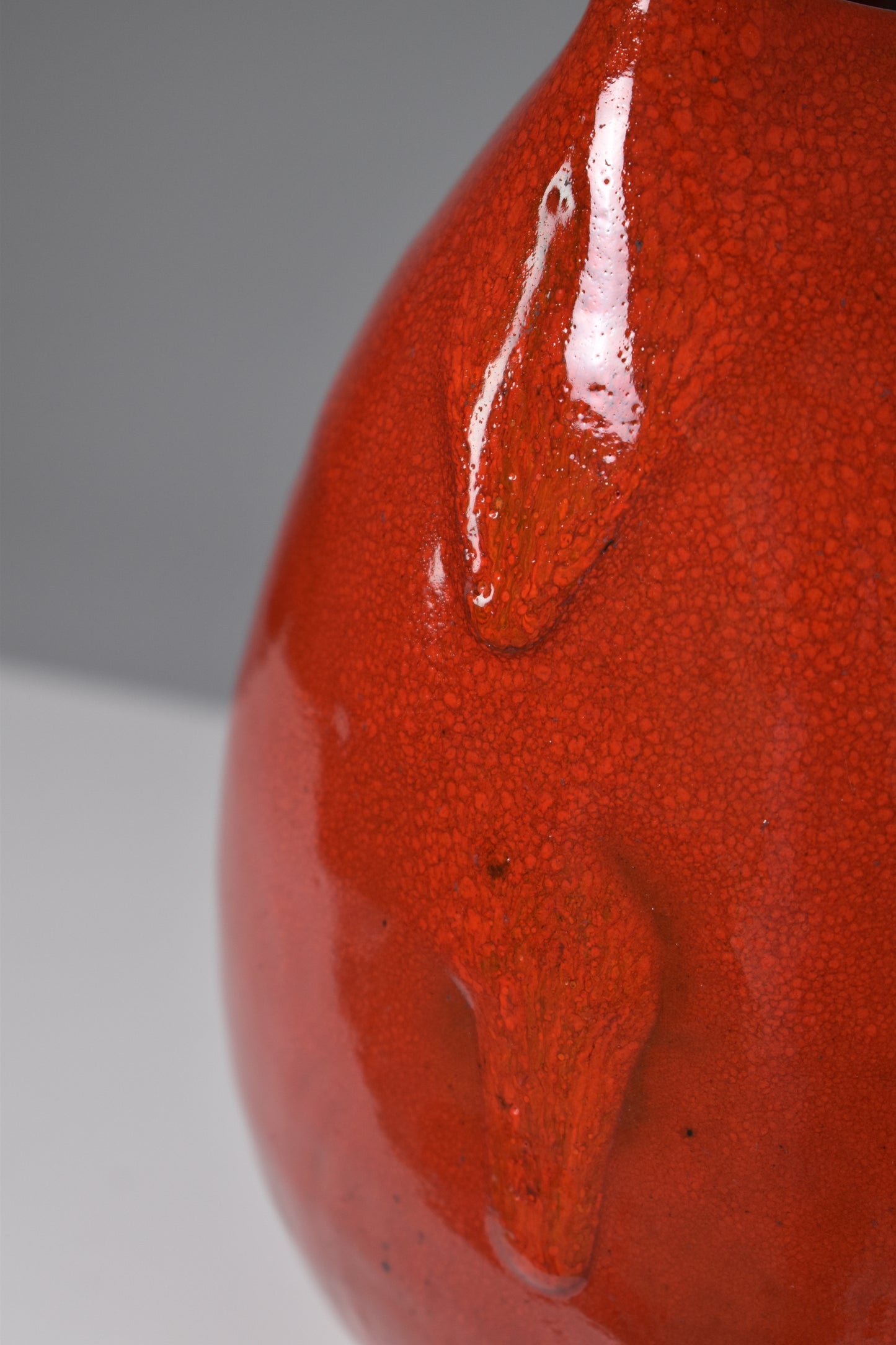 JAS-E6 Handcrafted Ceramic Vase - Spirit Gallery