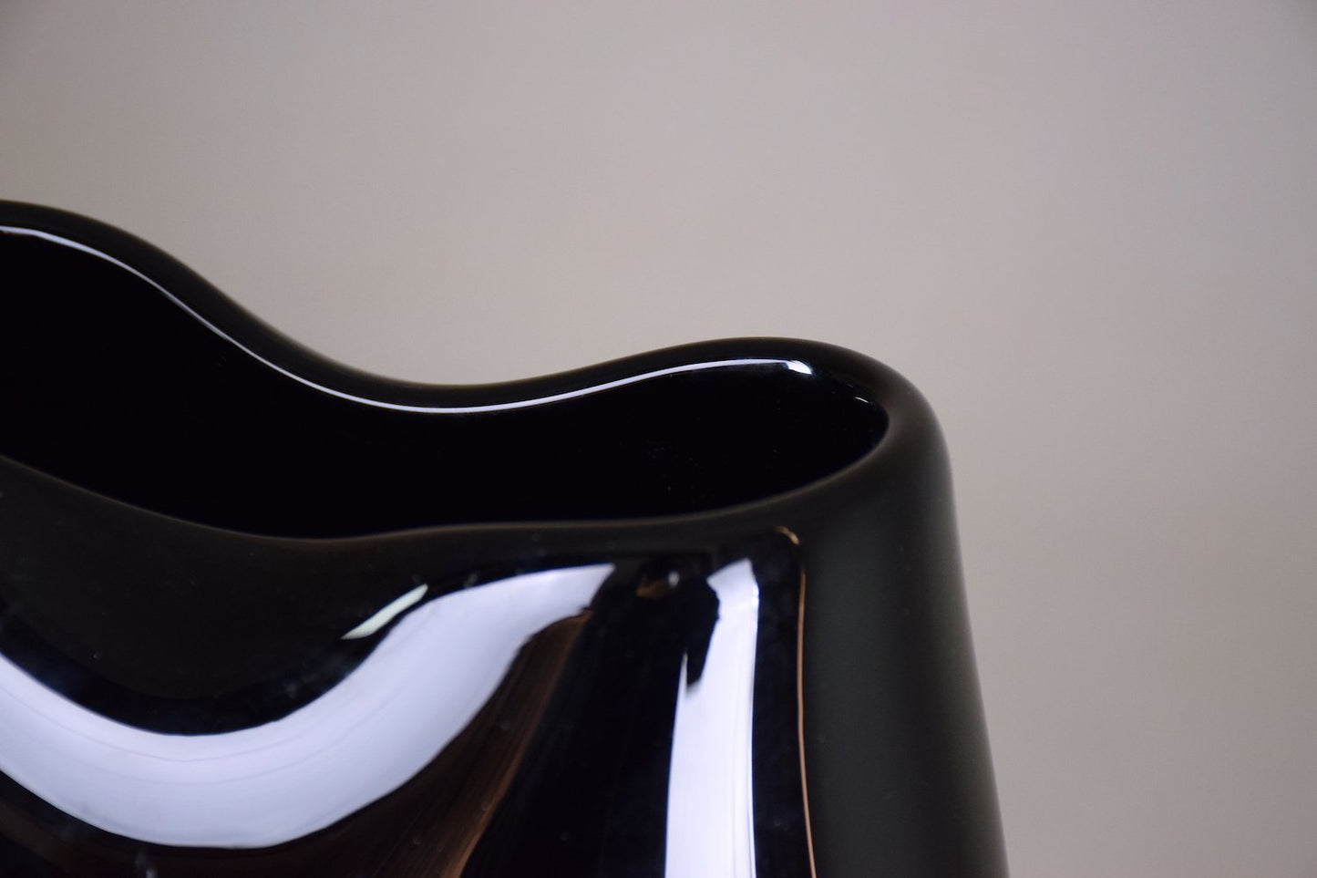 Italian Vintage Art Glass Vase, 1970s - Spirit Gallery