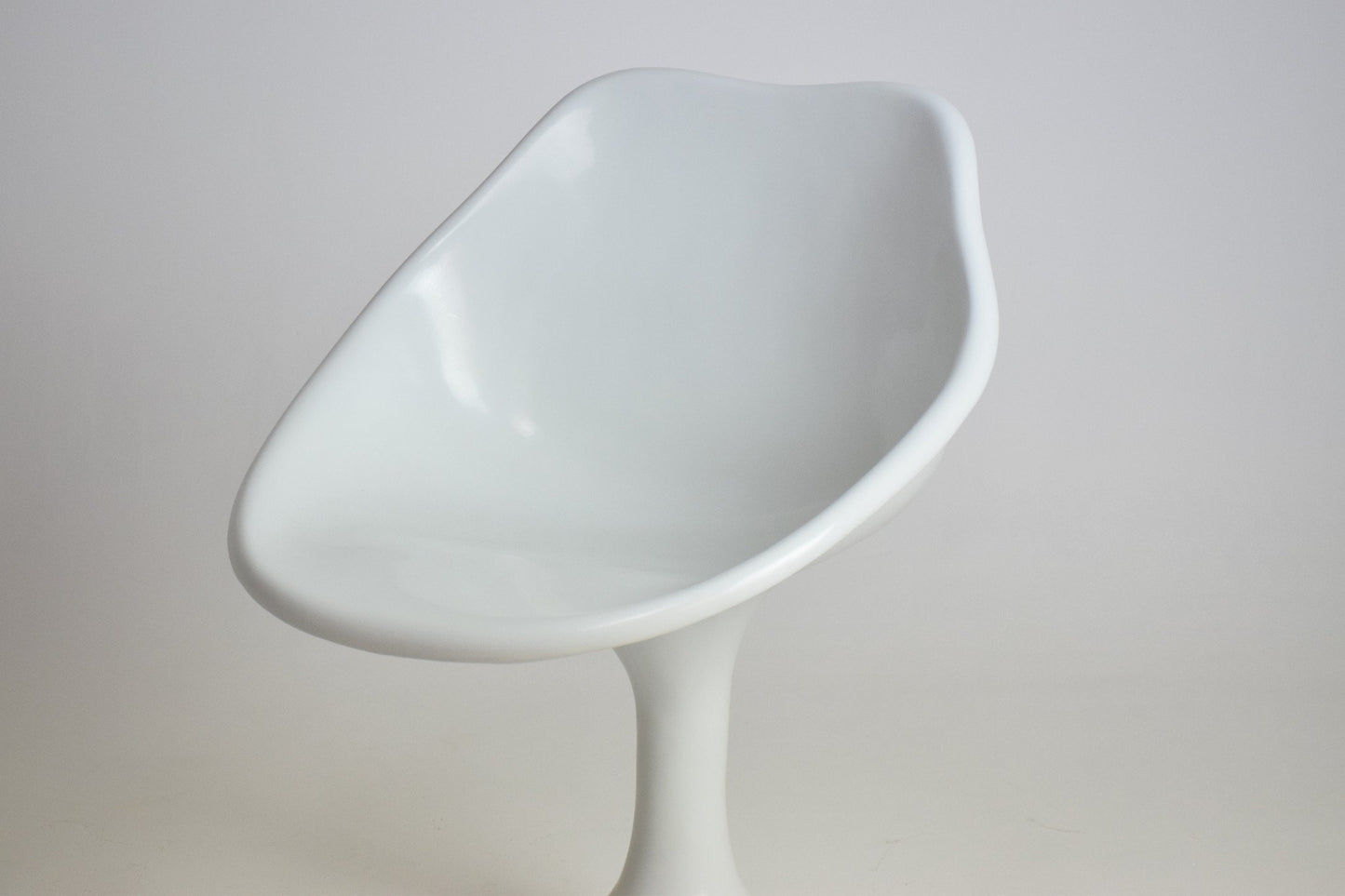 Unique White Fiberglass Space Age Chair, 1970's - Spirit Gallery