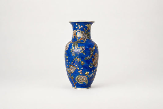 Chinese Porcelain Vase, 20th Century