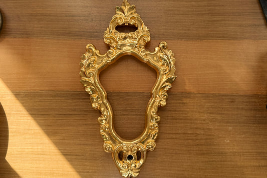 Cadre de miroir mural en céramique dorée de style rococo, style Hollywood Regency italien