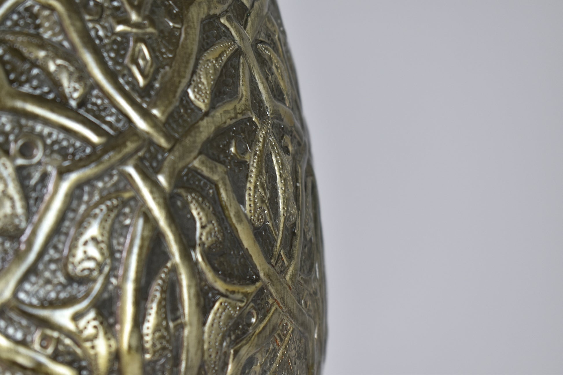 Pair of Art Deco hand-engraved silvered table lamps, 1930's
