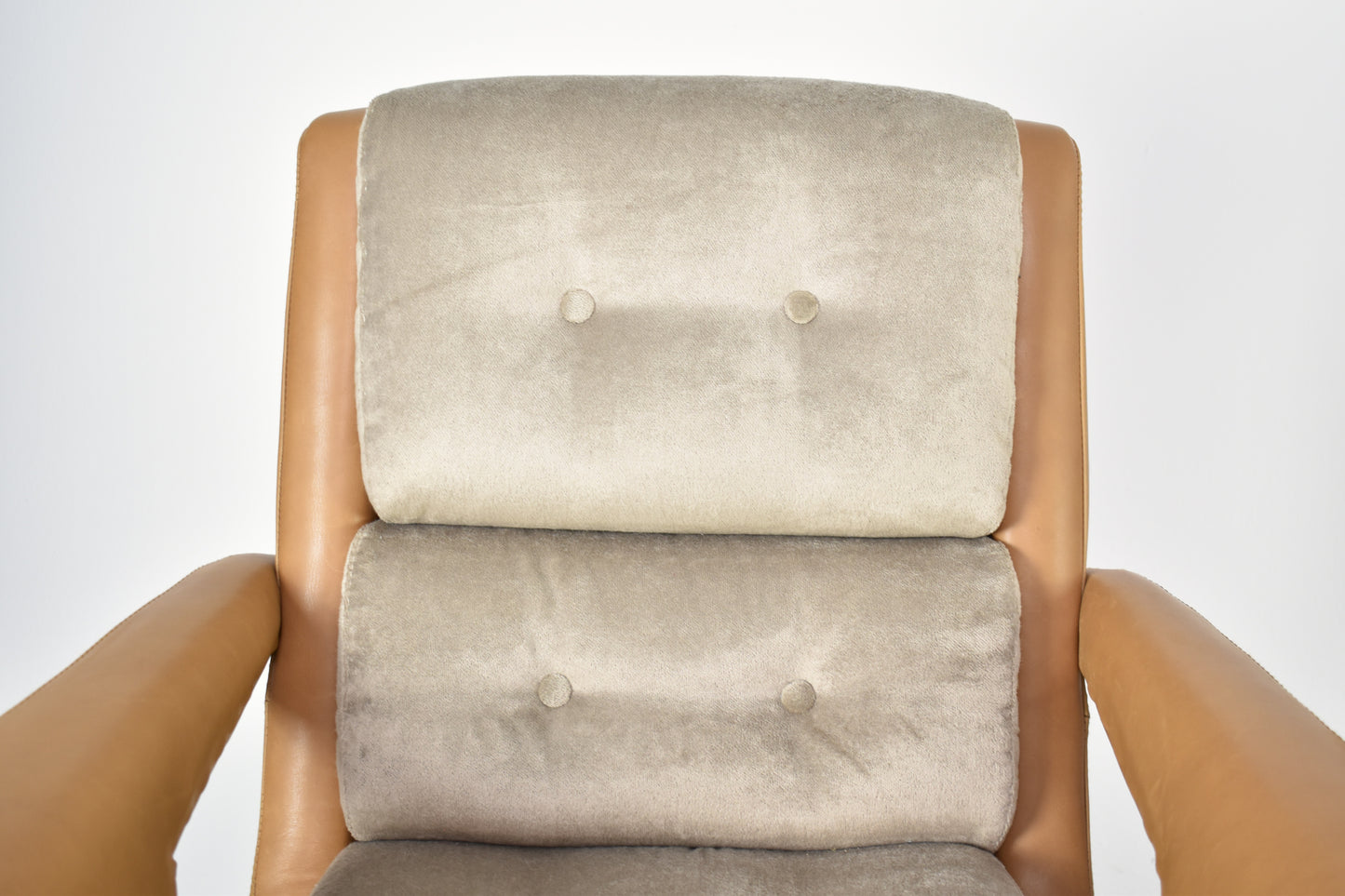 Pair of French Lounge Chairs Attributed to Raphaël Raffel for Apelbaum, 1970s
