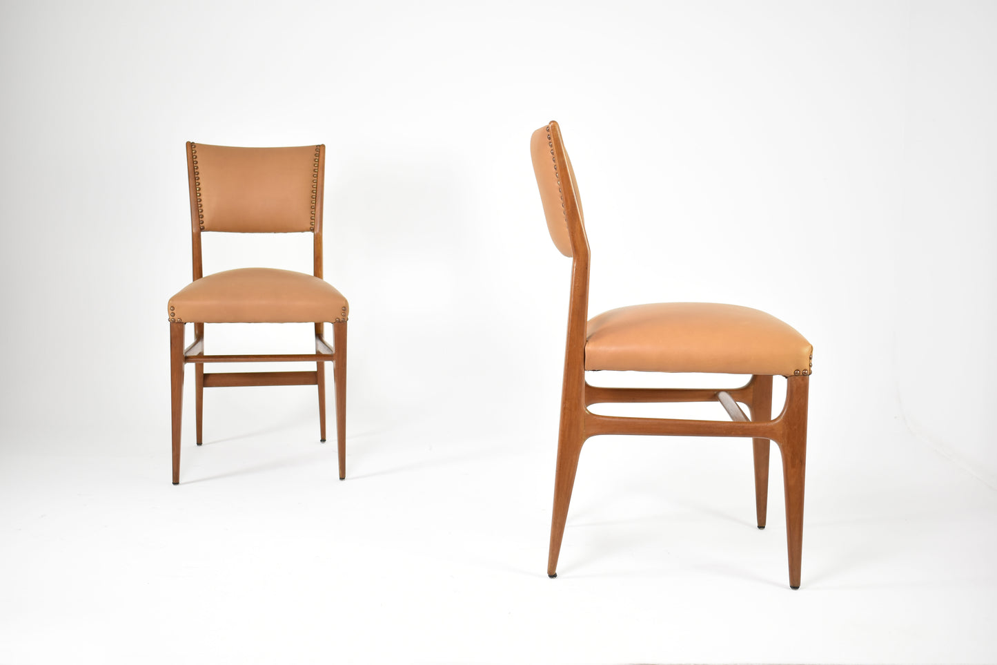 Pair of Walnut and Leather Side Chairs by Gio Ponti, Italy, 1950s