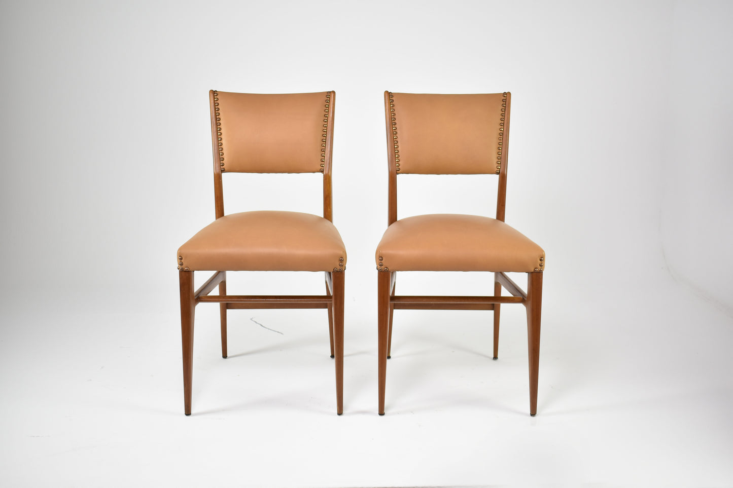 Pair of Walnut and Leather Side Chairs by Gio Ponti, Italy, 1950s