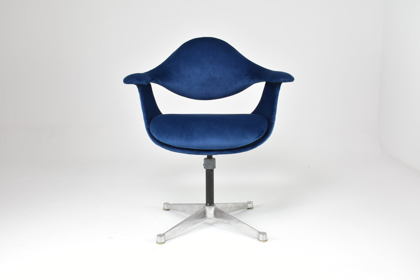 Velvet and Aluminum Armchair By George Nelson, USA, 1964s
