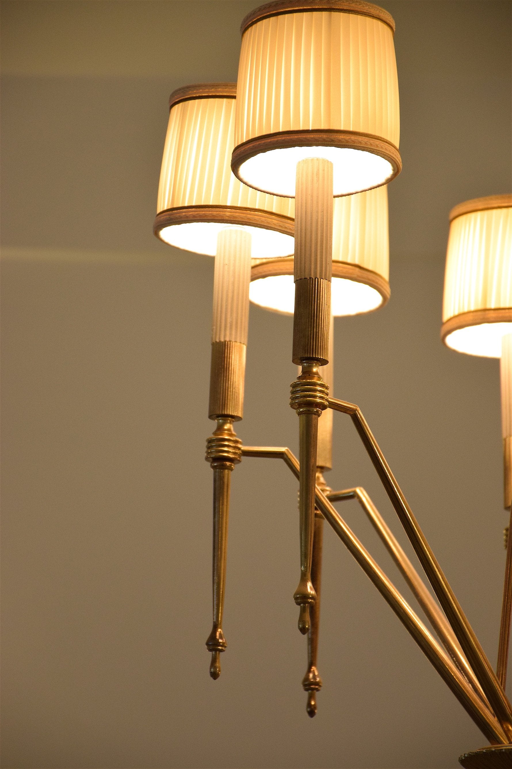 Italian Mid-Century Chandelier With Gilded Brass Structure - Spirit Gallery 