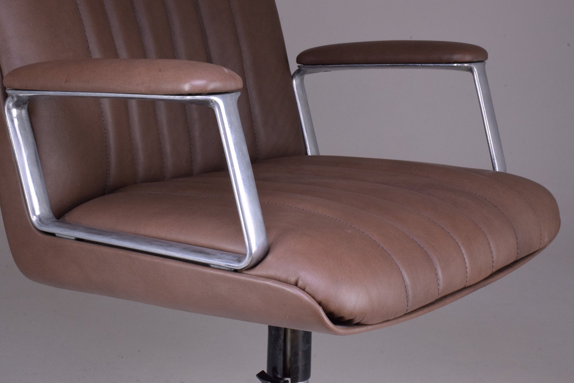 Mid-Century Osvaldo Borsani Office Chair, 1960's - Spirit Gallery 