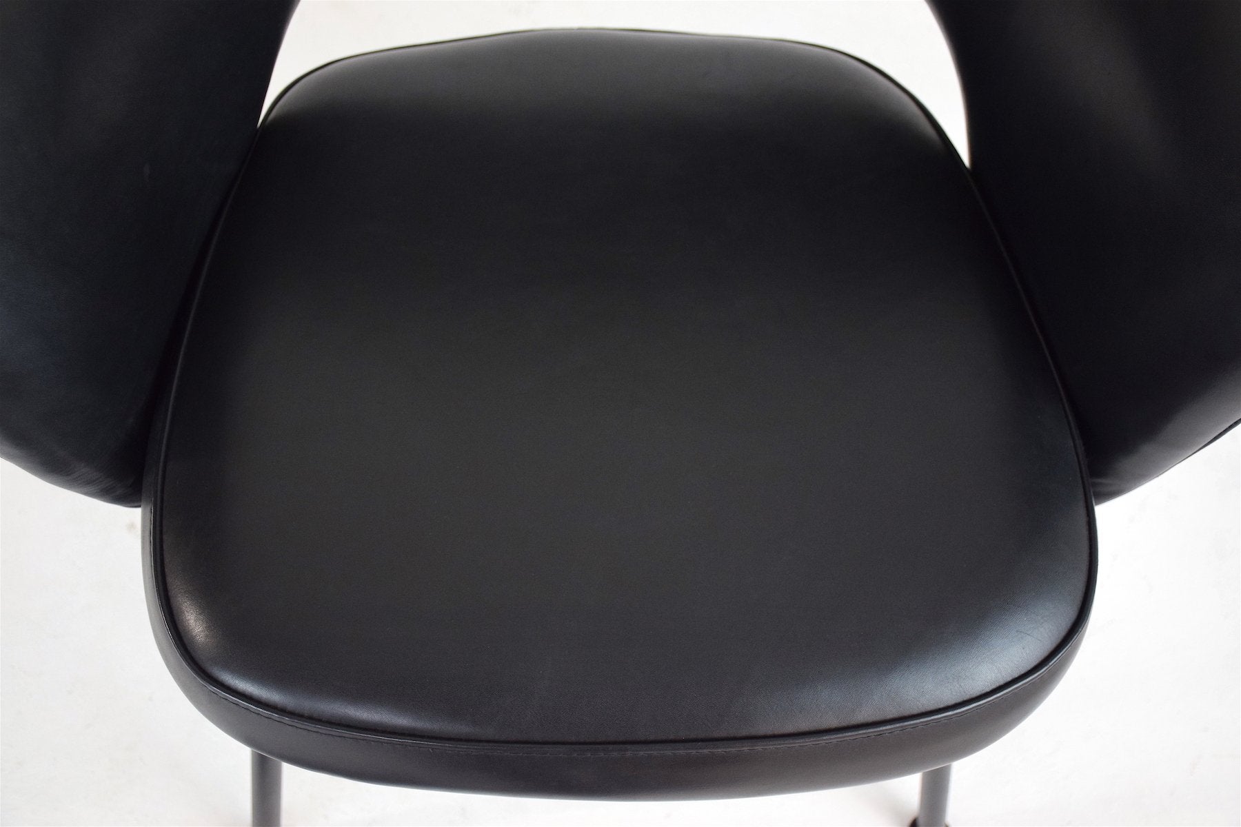 Vintage Executive Armchair by Eero Saarinen for Knoll & De Coene, 1950's - Spirit Gallery 