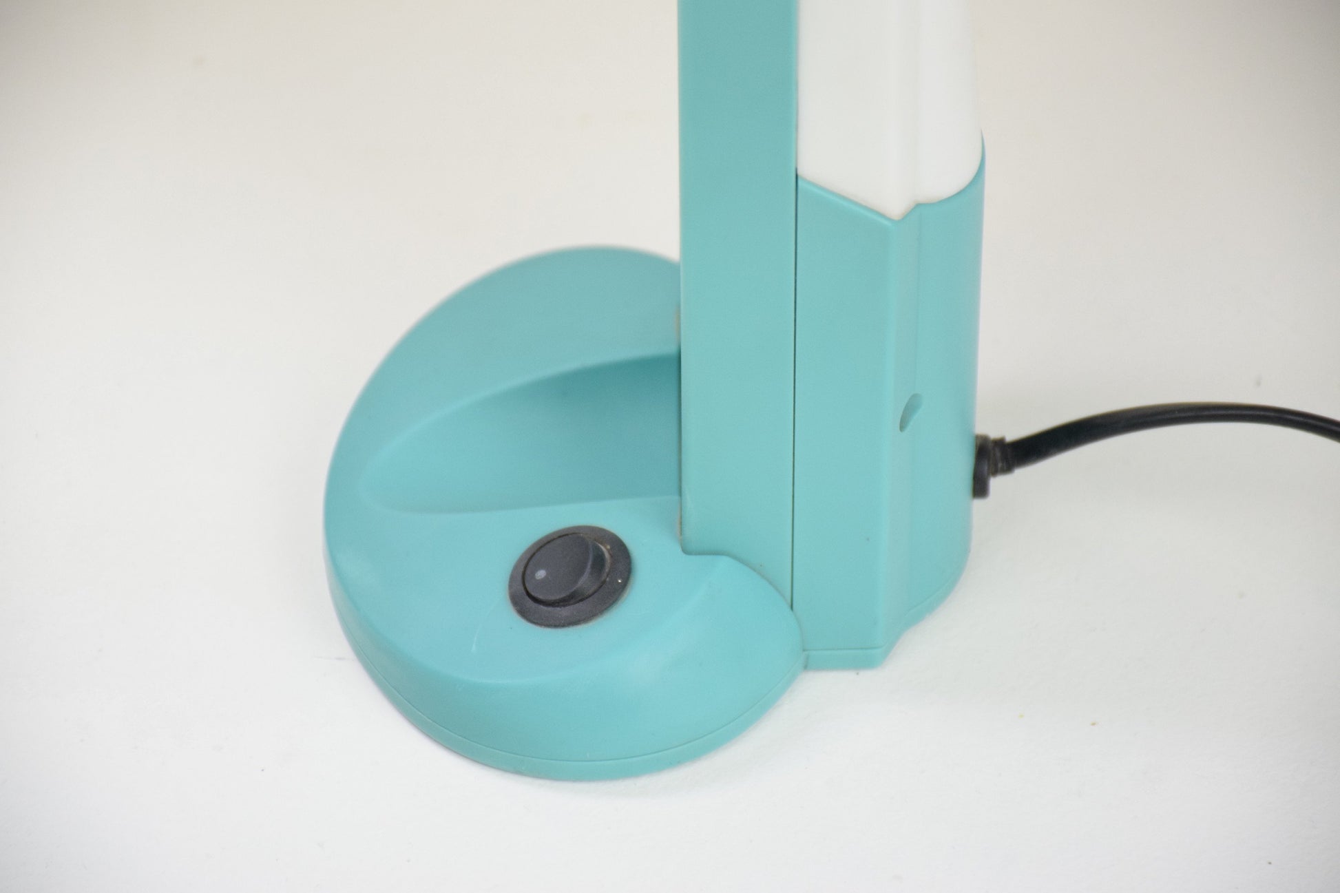 Vintage Pelican Toucan Lamp by H.T. Huang, 1980's - Spirit Gallery 