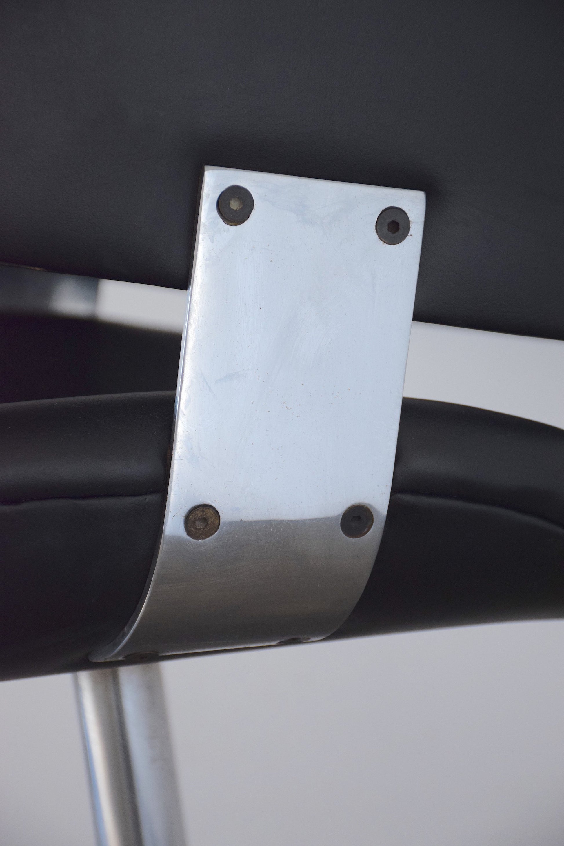 Vintage Scandinavian Office Chair by Artifort - Spirit Gallery 